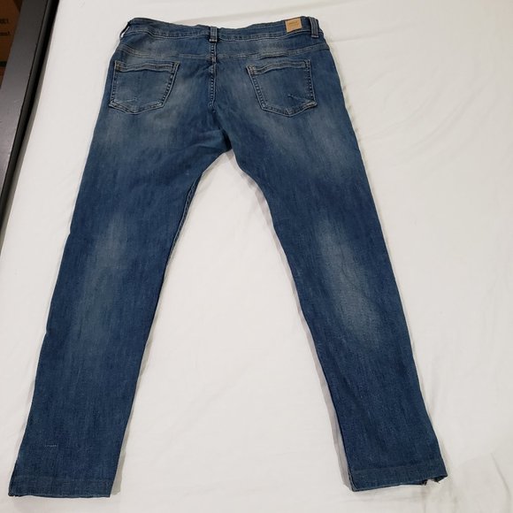 BENETTON. 28W Slim Jeans - Picture 2 of 5